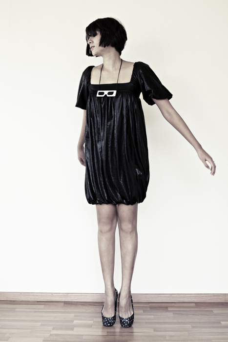 Overly puffy dress with Tatty Devine 3D glasses necklace