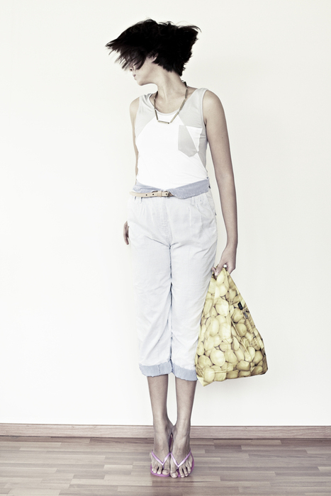 Jonathan Saunders tank top with Seesun boyfriend pants, complete with The J.Myers Company "slim jim" leather belt.

Accessorized with MADE brass tube necklace and ROO Shopper lemon supermarket bag.