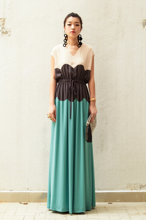 DEBB scallop maxi dress chicly paired with a DEBB clutch and a pair of Jennifer Loiselle earrings. 